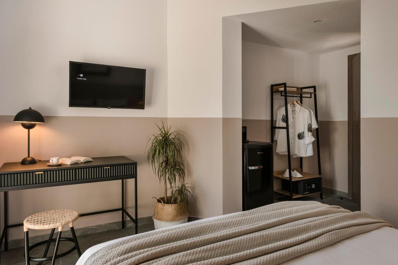 The Rock Hotel Skiathos-stad Buitenkant foto